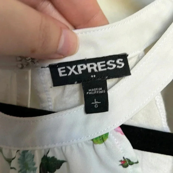 Express White Floral Strappy Cutout Tank Blouse - Picture 3 of 5